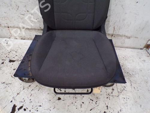 Right front seat VW UP! (121, 122, BL1, BL2, BL3, 123) 1.0 | BP37130095C16 - Image 3