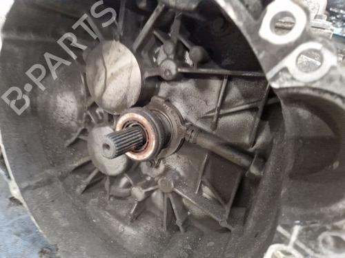 Gearbox VOLVO V70 II (285) D5 | BP31588284M3 