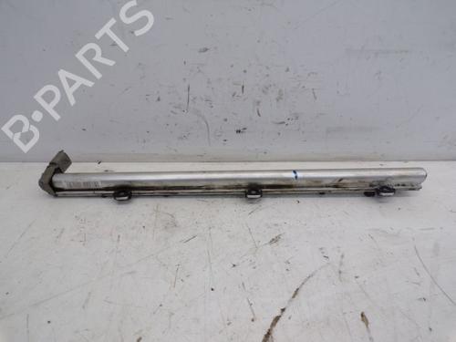Used Injection rail Injection rail 37130950 37130950