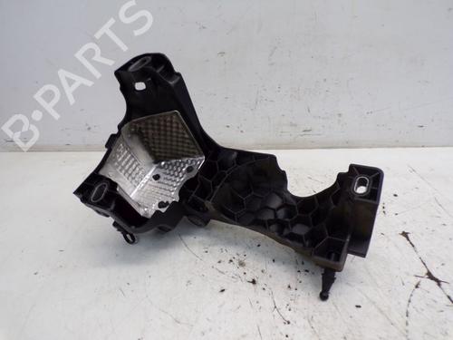 Support PEUGEOT 5008 (0U_, 0E_) 2.0 HDi 136 / BlueHDi 136 | BP29098871C155 