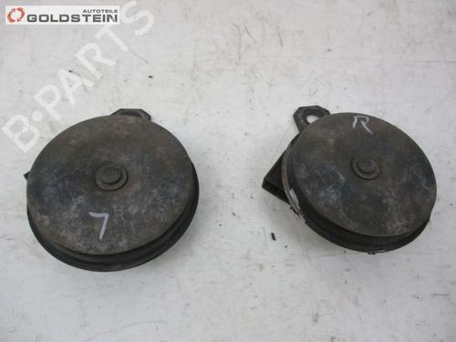 horn-toyota-rav-4-ii-_a2_-2000-2001-2002-2003-2004-2005-37101867 main image