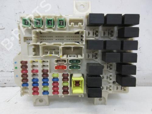 Used Fuse box Fuse box 37124531 37124531
