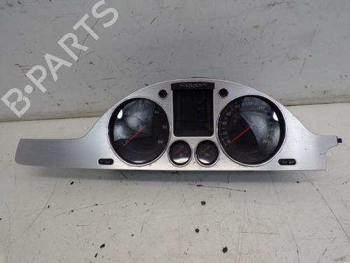 Used Display monitor VW PASSAT B6 (3C2) 2.0 TDI 4motion (140 hp) 25224526
