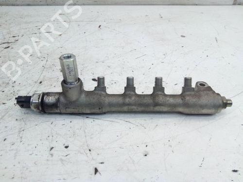 Used Injection rail Injection rail 38028621 38028621