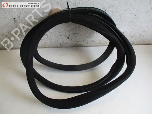 Used Rubber door seal MERCEDES-BENZ S-CLASS (W221, V221) S 320 CDI (221.022, 221.122) (235 hp) 15112458