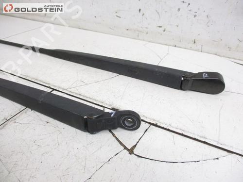 Front windshield wiper arm PEUGEOT 1007 (KM_) 1.4 | BP25224256C143