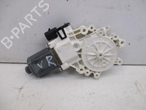 Used Right front window motor SMART FORFOUR (454) 1.3 (454.031) (95 hp) 29085390