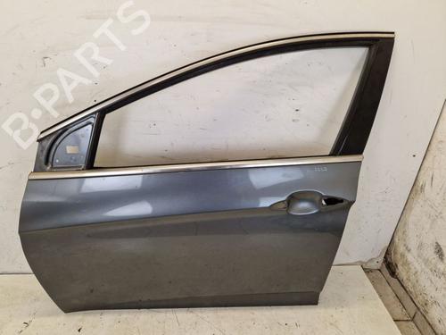 Used Left front door HYUNDAI i40 I CW (VF) 1.7 CRDi (136 hp) 30668886
