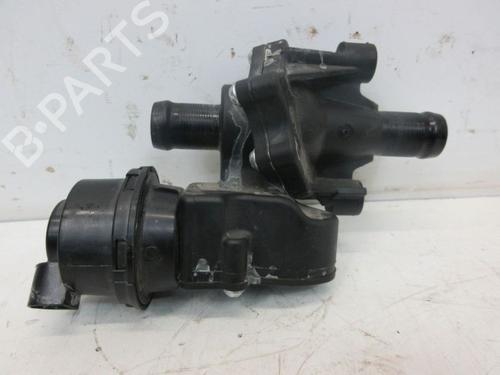 Pompe de circulation d'eau DACIA DOKKER Express Box Body/MPV 1.3 TCe 130 (FENE) (131 hp) 28307327