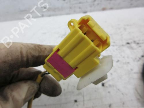 Front right seatbelt VW GOLF V (1K1) 1.4 FSI | BP19296083I25 