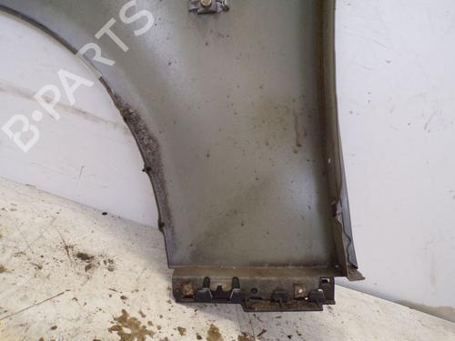 Right front fenders BMW 5 (E60) 525 i | BP29096589C42 