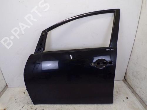 Used Left front door MITSUBISHI GRANDIS (NA_W) 2.0 DI-D (NA8W) (136 hp) 26647727