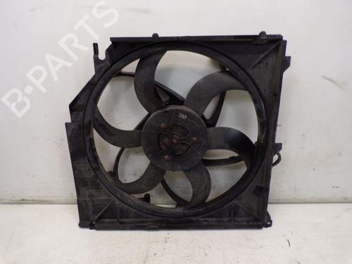 Used Fan BMW X3 (E83) 3.0 i xDrive (231 hp) 24409291