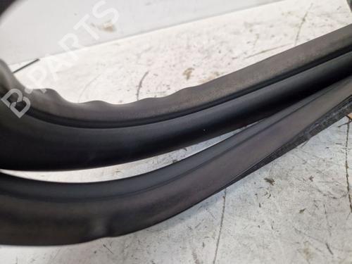 Rubber door seal MITSUBISHI COLT VII Hatchback (VB_) 1.0 MPi (VBXG0) | BP29523790C142 