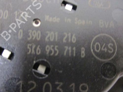 Rear wiper motor VW GOLF VI (5K1) 1.2 TSI | BP18798275M102