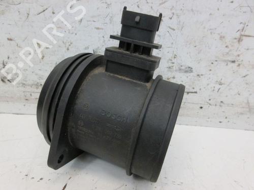 Used Mass air flow sensor VOLVO V70 II (285) D5 AWD (185 hp) 29090885