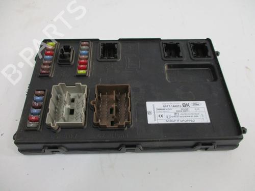 Used Fuse box Fuse box 37111511 37111511
