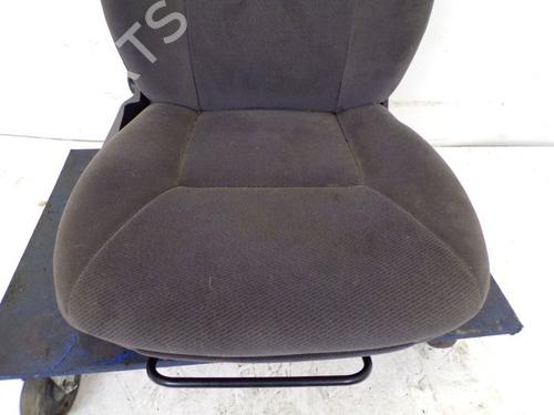 Right front seat SAAB 9-3 (YS3D) 2.0 Turbo | BP37117433C16 - Image 3