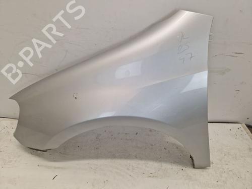 Forskærm venstre VW GOLF VI (5K1) 1.4 (80 hp) 32343876