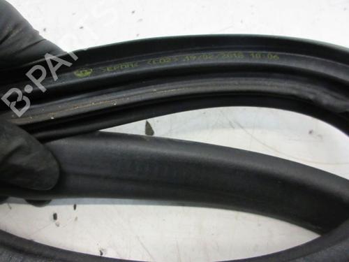 Rubber door seal RENAULT CLIO IV (BH_) 1.2 16V | BP29098680C142 
