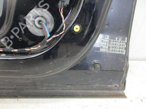 Right front door LAND ROVER DISCOVERY III (L319) 2.7 TD 4x4 | BP26647672C3 