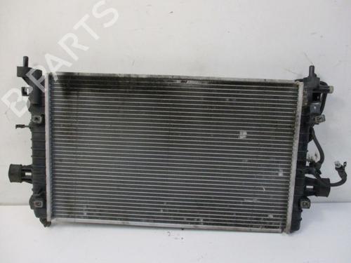 Used Water radiator Water radiator 37118703 37118703