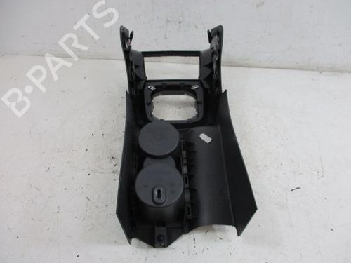 Middle console VW GOLF V (1K1) 1.4 16V | BP19147661I22 