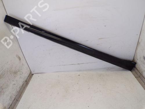  Baguette de porte BMW 5 (G30, F90) 520 i (184 hp) 22429098