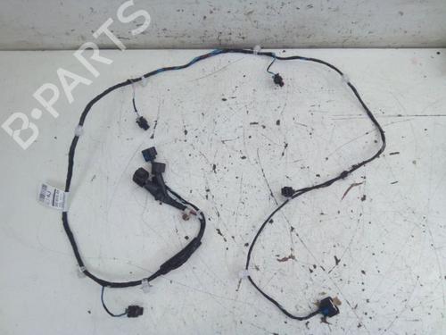 Used Wiring harness Wiring harness 37136828 37136828