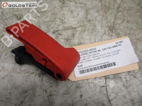 Used Tailgate handle MERCEDES-BENZ M-CLASS (W164) ML 320 CDI 4-matic (164.122) (224 hp) 15112487