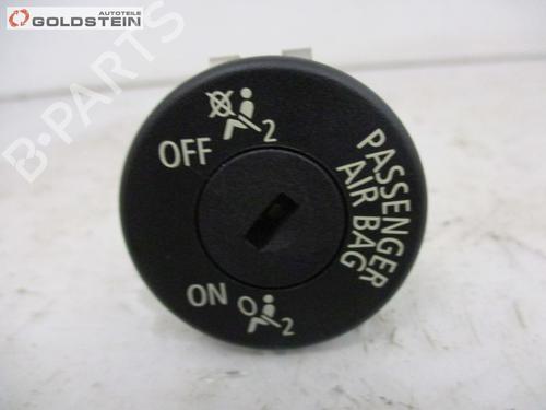 switch-mini-mini-r56-2005-2006-2007-2008-2009-2010-2011-2012-2013-2014-37100842 main image