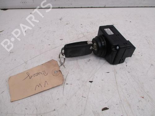 Contactslot VW TOUAREG (7LA, 7L6, 7L7) 3.2 V6 (241 hp) 18808286