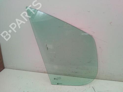 Vetro triangolare anteriore destro OPEL VIVARO A Van (X83) 2.5 DTI (F7) (135 hp) 31701897