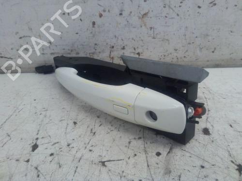 Used Front left exterior door handle Front left exterior door handle 37136912 37136912
