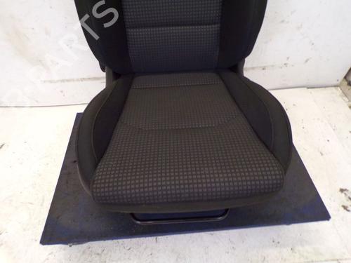 Right front seat KIA CEE'D Sportswagon (JD) 1.6 CRDi 136 | BP37122213C16 - Image 3
