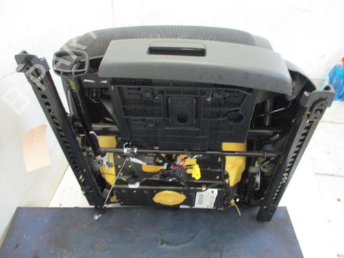 Left front seat VW GOLF V Variant (1K5) 1.4 TSI | BP37113104C15 - Image 9