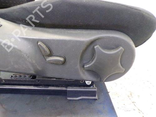 Right front seat MERCEDES-BENZ C-CLASS (W203) C 200 Kompressor (203.042) | BP29086383C16 