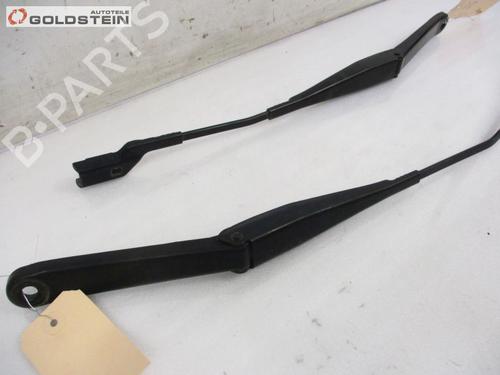 Front windshield wiper arm FORD FIESTA VI (CB1, CCN) 1.25 | BP25224207C143 