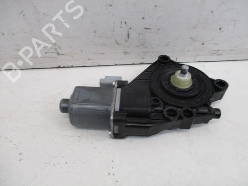 Used Right rear window motor HYUNDAI i30 Estate (FD) 1.6 CRDi (90 hp) 30668022