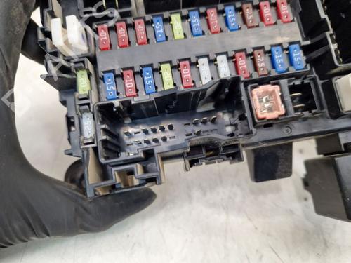 Fuse box SUZUKI GRAND VITARA II (JT, TE, TD) 1.9 DDiS All-wheel Drive (JT419, TD44, JB419WD, JB419XD,... | BP29107251E1 