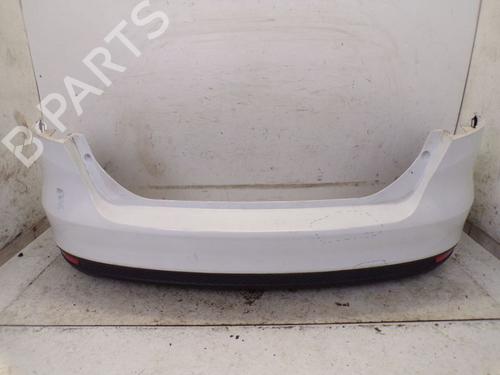 Używane Zderzak tylny FORD FOCUS III Saloon 1.6 Flexifuel (120 hp) 30668265