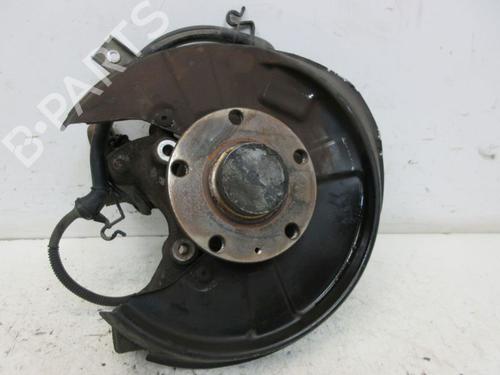 Used Left rear steering knuckle AUDI A4 B7 (8EC) 2.0 TDI 16V (140 hp) 19292089