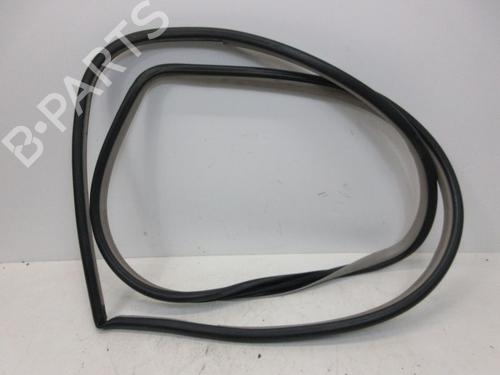 Used Rubber door seal TOYOTA PRIUS (_W3_) 1.8 Hybrid (ZVW3_) (99 hp) 29097055
