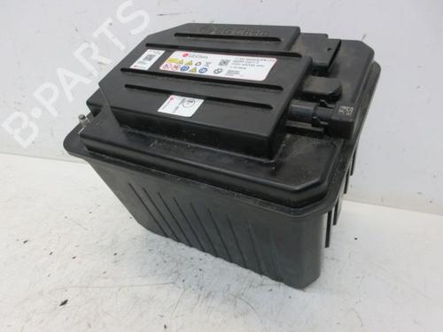 Used Battery BMW 5 (G30, F90) 520 i (184 hp) 22431949
