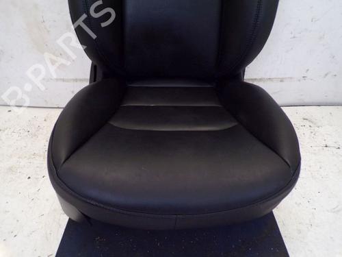 Right front seat TESLA MODEL Y (5YJY) EV Performance All-wheel Drive | BP38505965C16 - Image 4