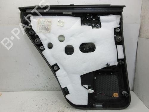 Verkleidung hinten rechts VW TOUAREG (7LA, 7L6, 7L7) 3.2 V6 | BP19295318C61 
