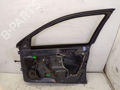 Right front door VOLVO V70 II (285) D5 AWD | BP26676705C3 