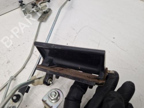 Tailgate lock HYUNDAI H-1 Cargo (TQ) 2.5 CRDi | BP32012723C101