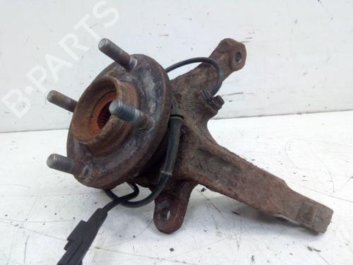 Used Right front steering knuckle NISSAN MICRA IV (K13K, K13KK) 1.2 (80 hp) 31703403
