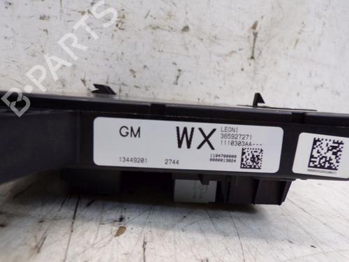 Fuse box OPEL ZAFIRA TOURER C (P12) 1.4 (75) | BP29093971E1
